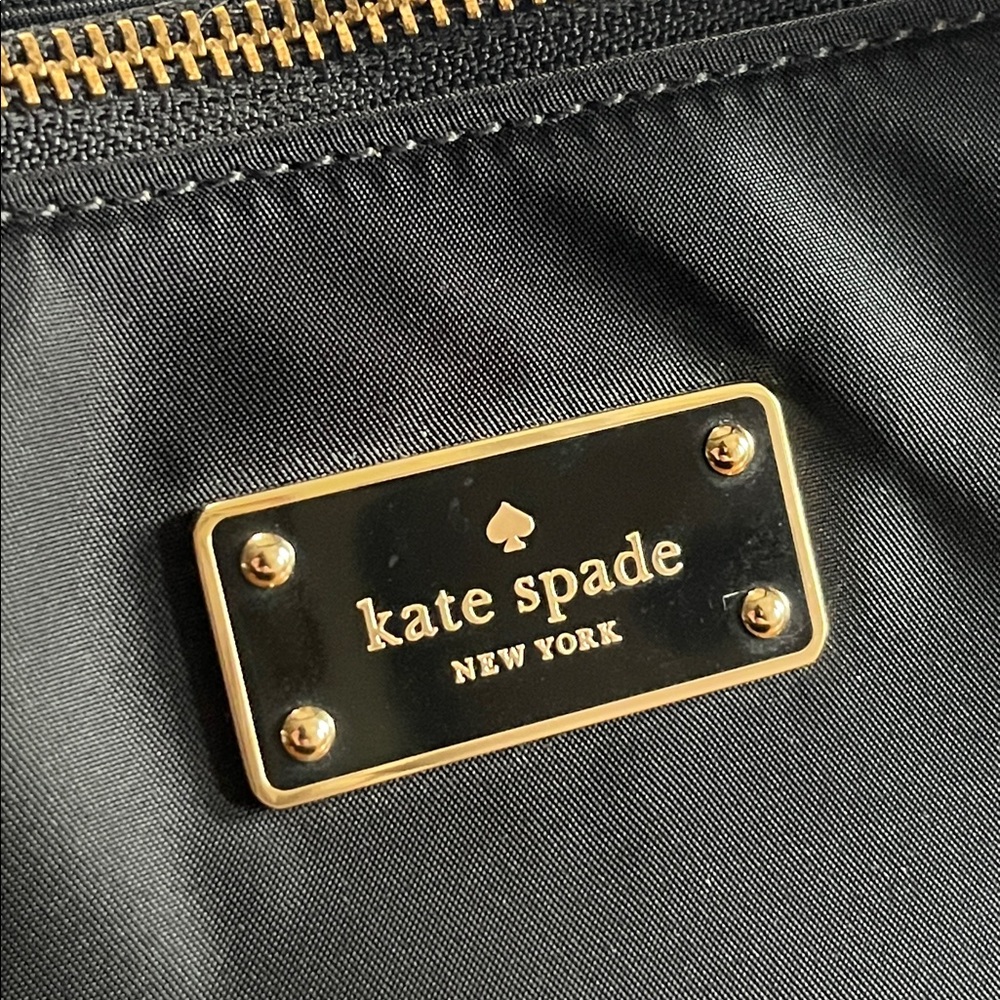 KATE SPADE NEW YORK 
Wilson Road Alyse black nylon satchel - Picture 4 of 8